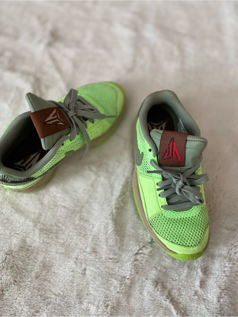 Nike kids Ja 1 GS Halloween Zombie sneakers